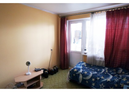 PARDUODAMAS 3 KAMBARIŲ BUTAS LAISVĖS PR., KAROLINIŠKĖSE